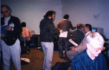 picture012computerroom.jpg (40298 bytes)