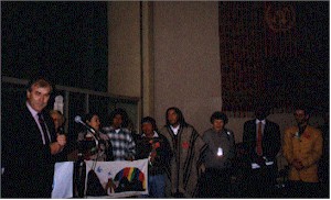 picture015mangroup.jpg (21947 bytes)