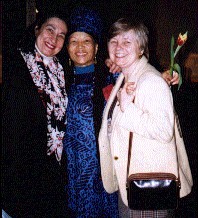 picture2marilynand2ladies.jpg (22052 bytes)