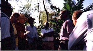 picture5samandfarmers.jpg (26319 bytes)